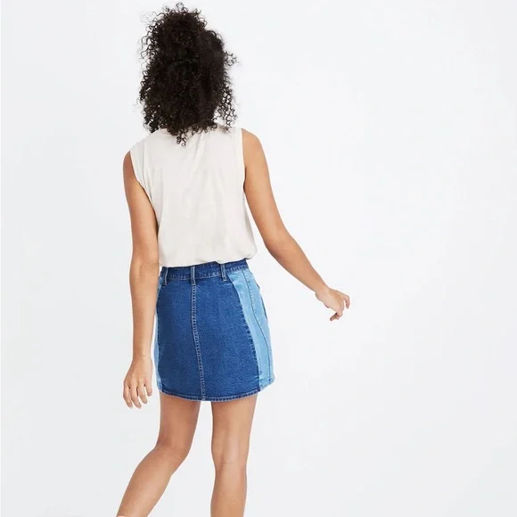 Madewell Stretch Denim Straight Mini Skirt Snap Button Closure Women’s Size 29 - Picture 2 of 13